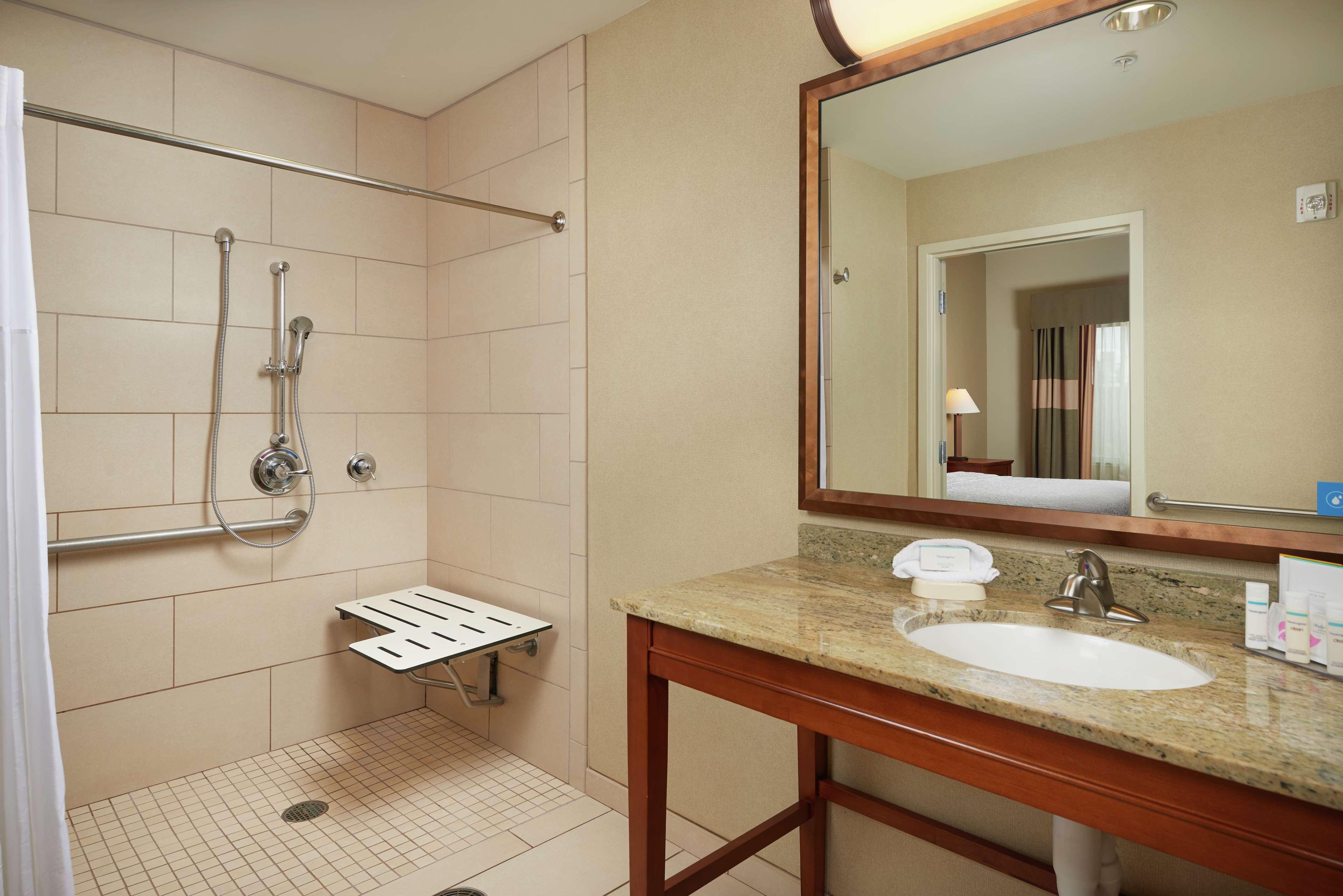 Hampton Inn And Suites Salem Buitenkant foto